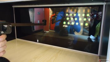 Найдите на этих 3х картинках Aston Martin: