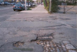 В Бостоне? Северный Кембридж (троллейбусное депо). Здесь что ли видел?