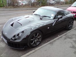 с 2004 по 2013 компания принадлежала сыну Российского олигарха Николаю Смоленскому