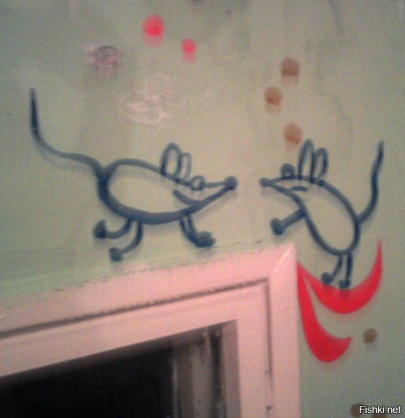 Отлично! Молодцы! Позитива нехватка большая! Я тож четыре года назад разрисовала все парадку, соседи были в восторге! водили друзей-знакомых на экскурсию:) ну у нас такой срач на стенах был - смотреть было страшно... сфотографировать так руки и не дошли, а этим летом сделали косметику - сейчас чистенько! как в больничке. Соседи уже спрашивают когда еще буду рисовать:)
Вот чуть фото, правда на телефон, т.что за качество прошу прощения:)