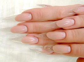 Дрянь. Так хоть работа видна, а не все что было, то и налепили. Ксюх, может тебе мужика завести? Или еще пару кошек?