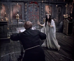 34 завораживающе красивые сцены из фильмов ужасов