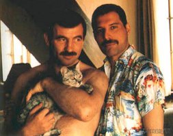 Джим Хаттон и Фредди Меркьюри