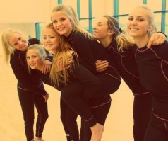 нуу это не ново.... только тогда уж все дерьмо в стране под нож... жидов, чурок, вырожденцев, чернильниц, и все их потомство
"Швеция и ее 40-летняя борьба за чистоту нации" - это дало плоды, оп улицам не будут ходить чурки и смотреть на белого человека как на равного