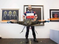 Отец продолжает делать вдохновляющие снимки своего больного сына