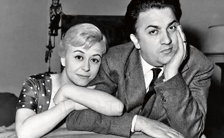 Федерико Феллини и Джульетта Мазина. Фильмы "Дорога", "Джульетта и духи", "Ночи Кабирии", "Джинджер и Фред", и др.