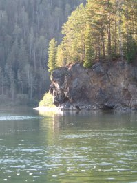 никого не напоминает? ))) река Мрассу . Кузбасс.