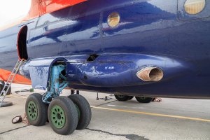 Ил 76
C-130
Ан-12
так же практически у все военных транспортников она в "пантоне" шасси