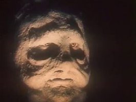 только вот эти ассоциации вызывает данное фото!)