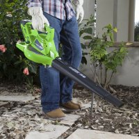 Такого применения квадрокоптера вы ещё не видели!