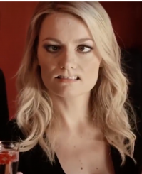 Сегодня уже было, походу это та же блондинка.