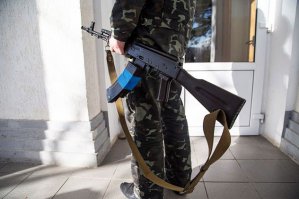 Похоже, кто-то не подозревает о существовании синей изоленты...