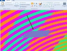спирали зацепили, решил проверить пипеткой в паинте
если ровно по центру ниток сравнивать, то действительно - цвет и там и там зеленый
но при увеличении видно - где "синяя" нитка сращивается с "красной", таки присутствует довольно толстый слой синего: