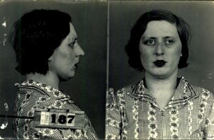 Был пост недавно "фото канадских проституток 40х годов"- вот то же самое , только в цвете и в интерьерах.