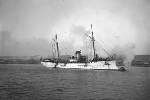 Болгарская канлодка "Надежда" входившая в состав оккупационных сил в 1918 году. Находилась в Севастополе.