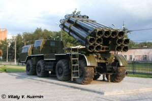 и где вас таких не далеких штампуют? ну давай сравним самолеты которые ты выложил? разница колоссальная, даже в двигателях. а то что у нашего тоже два крыла, это да, своровали у америкацев ))) и как можно сравнить камаз и HEMMT, с совершенно разным военным потенциалом? сравнивая уж тогда HEMMT и МАЗ-543 (серийный выпуск 1962 г.)