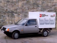 Автомобиль представляет собой шасси ЗАЗ 1306 с установленным кузовом специального назначения. Различные кузова изготавливались сторонними организациями, в частности, Одесским автосборочным заводом, производившим рефрижeраторы. Как и остальные утилитарные машины ЗАЗ того периода, имел рессорную подвеску. В серию пошел с удлиненной кабиной ЗАЗ 110550 под именем AIKO АT-130 на дочернем предприятии ЗАЗа ООО "Инновационная компания "Автотехника" (бывшее НТЦ "ЗАЗ-Автотехника").