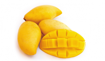 Попробовать прикольно, но к таким нужно с детства привыкать, большинство слишком необычны по вкусу. Из экзотики только вот это неоспоримый фаворит у русских на отдыхе в Азии: