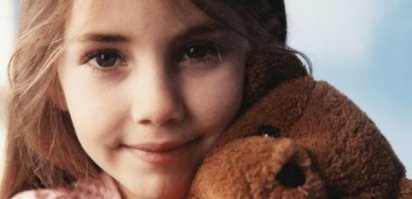 [прочитал]
Хоть и знаю, что не могу в полной мере ощутить вашего гнева и горя, всё равно, обладая эмпатией(спасибо воспитанию) сочувствую вам всем сердцем. Вам очень повезло восстановить дочку после такого вмешательства в в эндокринную систему младенца.
Желаю вашей дочке крепкого здоровья и  человеческого счастья.
А вам рекомендую перестать обращать внимание на всякое ЧМО из различных родов диванных войск. Не стоят они вашего внимания.

Всем Добра!