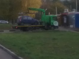 С тротуаров машины надо убирать ват так