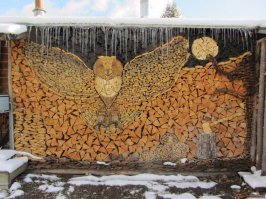 У творческого человека и к скучной работе подход тверческий