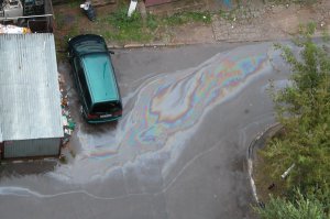 А сколько самоцветов в бензобаках...