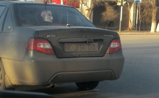 Номерные знаки на казахстанских автомобилях