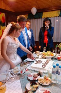 Три полоски Adidas