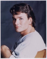 Не буду выкладывать его фото постаревшим. Просто в память...