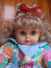 Сюзанна =)и никаких барби не надо было  Со слов мамы после ее появления я жмякала ладошки у маленьких детей и удивленно спрашивала куда девались сердечки и почему они не плачут или  смеются и не говорят мама =)