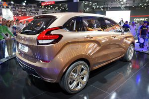 На Автосалоне было показаны 2 концепта Xray: