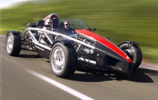 Ariel Atom и Caterham Superlight R500