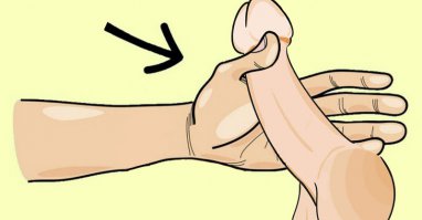 "Не спеши закрываться от окружающих, просто удели себе немного времени — займись самомассажем." 

Источник:  © Fishki.net