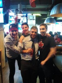 Тут ещё чел слева на Виталика Кличко похож))) Видимо смог посмотреть не только в завтра)))