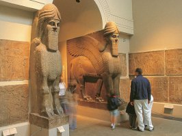 Британский Музей. Распилили, украли, привезли в Британию.
Если всё вернуть, ничего не останется.