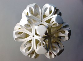 Потрясающие фигуры из бумаги 
