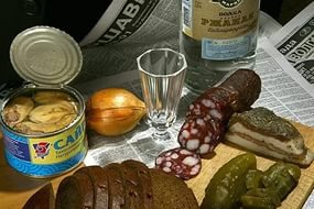 Вино конечно хорошо, но с.цука всегда вечером хочется так