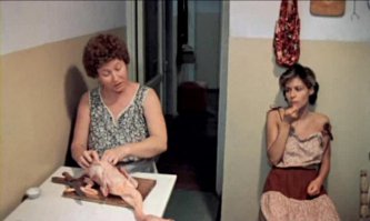 Так  он  же  вспомнил  что  на   ней  женился  !!!  Типа   святые  узы  брака. 
А  "уточка" и  самогонка   из  кадра  в  кадр  ваще  пипец  !!!!