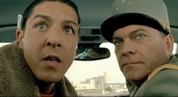 - Я поражен!
- Спокойно, сынок!