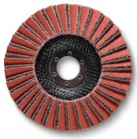 нашел я как-то в лесу старый мощьный красивый мясной тесак. Взял УШМ и восстановил. Блестел в итоге как сувенирный.