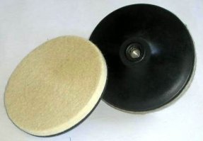 нашел я как-то в лесу старый мощьный красивый мясной тесак. Взял УШМ и восстановил. Блестел в итоге как сувенирный.