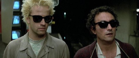 Кристофер Ламберт (Лорд Рейден) «Крепость/Последний отсчёт», «Смертельная битва», «Крутые стволы»), среди которых самая главная - бессмертный воин Коннор Маклауд из фильма «Горец».  А как же подземка?