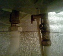 Первая фотка, спецом такого качества? Ну что бы народ прочувствовал разницу, да?