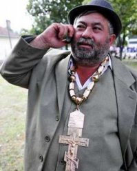 Алло, дайте две штуки...