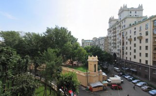 фото квартиры из этого дома, найденное в интернете..