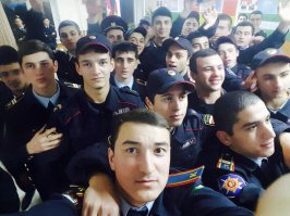 Тема интересная , но половина фотографий к ней не имеют никакого отношения . Где связь между благоустройством города и например этим фото