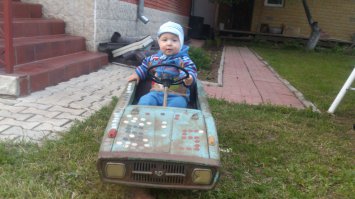 1976 г.в. два поколения на ней катались ,данный водитель уже третий хозяин.