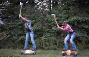 Девушки-лесорубы (на конкурсе лесорубов)