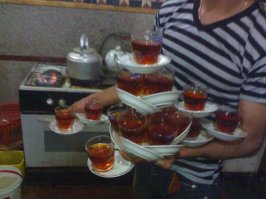 Ахах) У меня и один чай донести не всегда удаётся