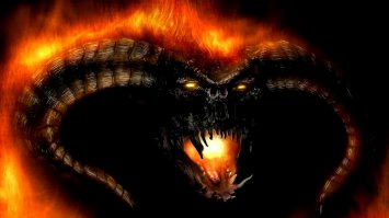 он там живет